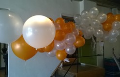 reuze ballonnen bedrukt met logo twee zijden beurs Utrecht