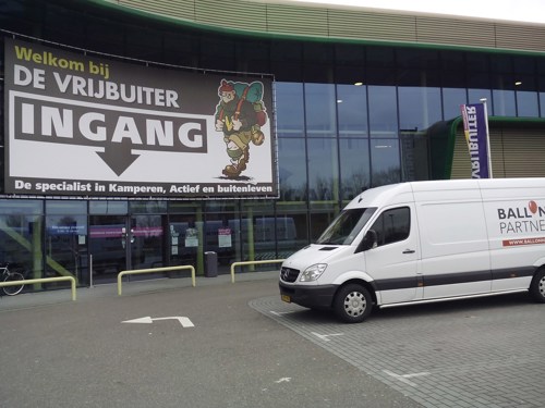 ballonnenboog bezorgen bij vrijbuiter bus